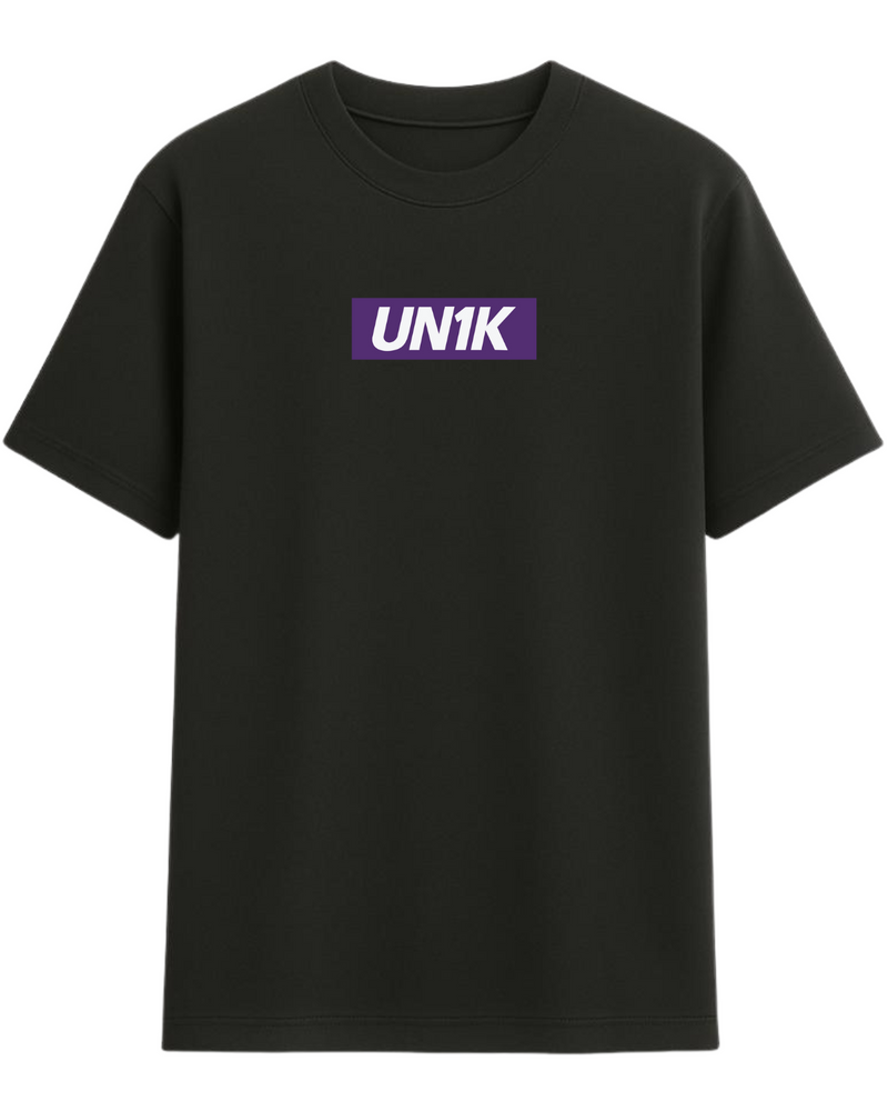 Camiseta UN1K Preta “Block Identity Purple”