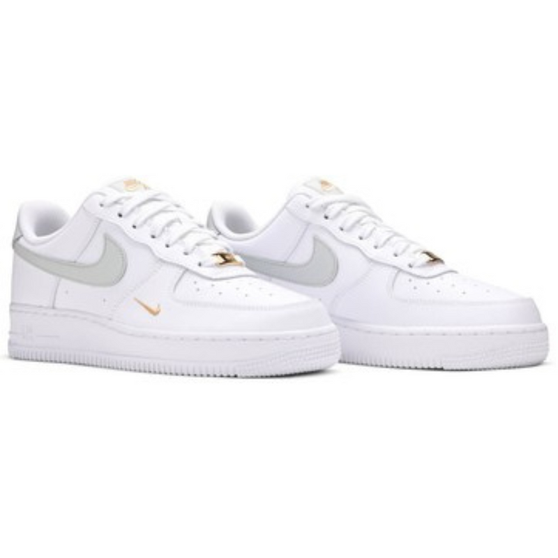 Tênis Nike Air Force 1 White Light Silver