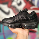 Tênis Nike Air Max 95 Essential Triple Black (Pronta Entrega
