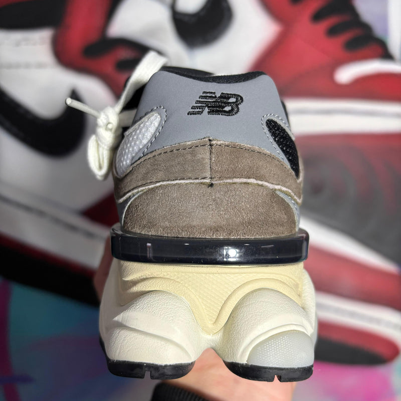 Tênis New Balance 9060 Brown Black (Pronta Entrega)