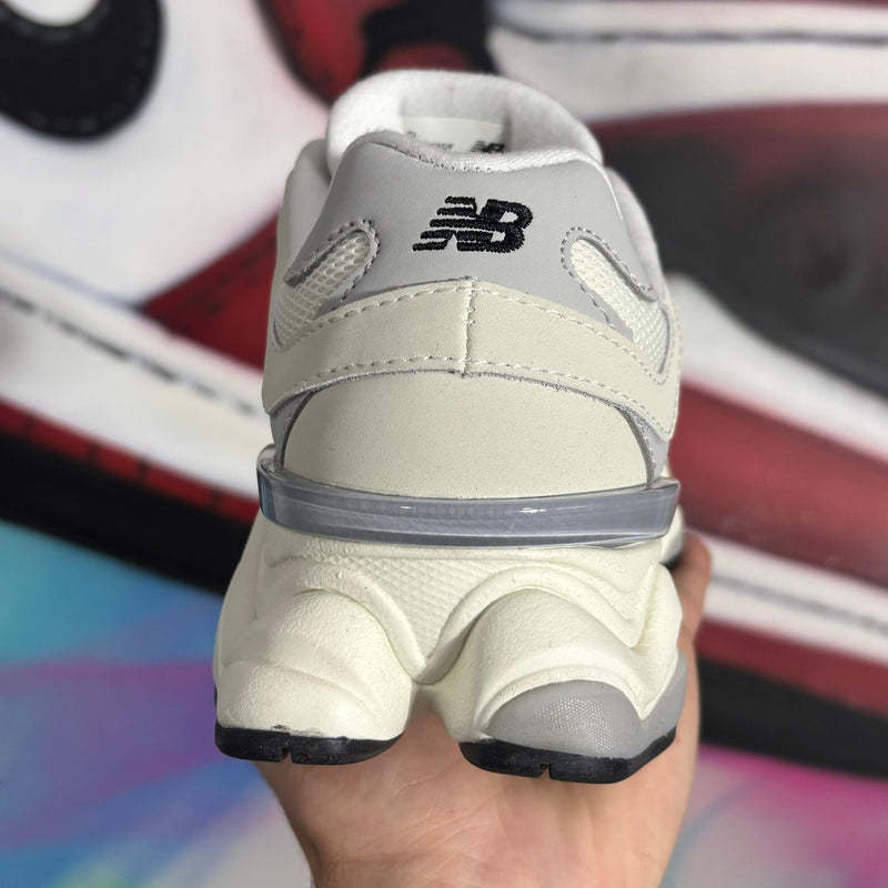 New Balance 9060 'Sea Salt Raincloud White' (Pronta Entrega)