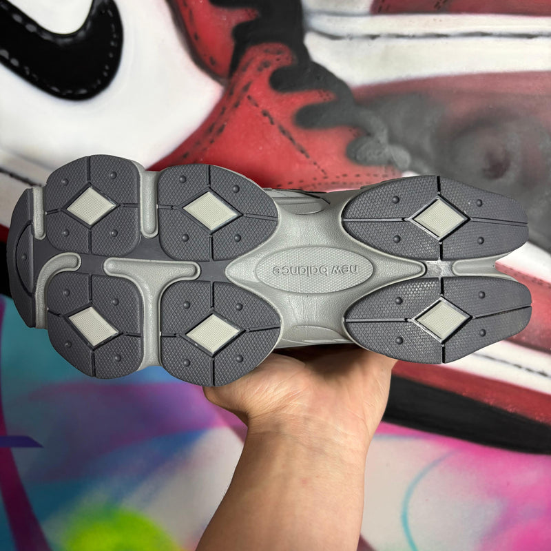 New Balance 9060 Team Away Grey (Pronta Entrega)