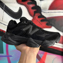 New Balance 9060 Triple Black (Pronta Entrega)