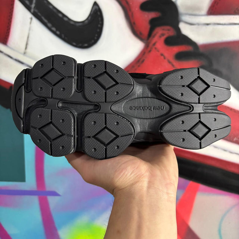 New Balance 9060 Triple Black (Pronta Entrega)